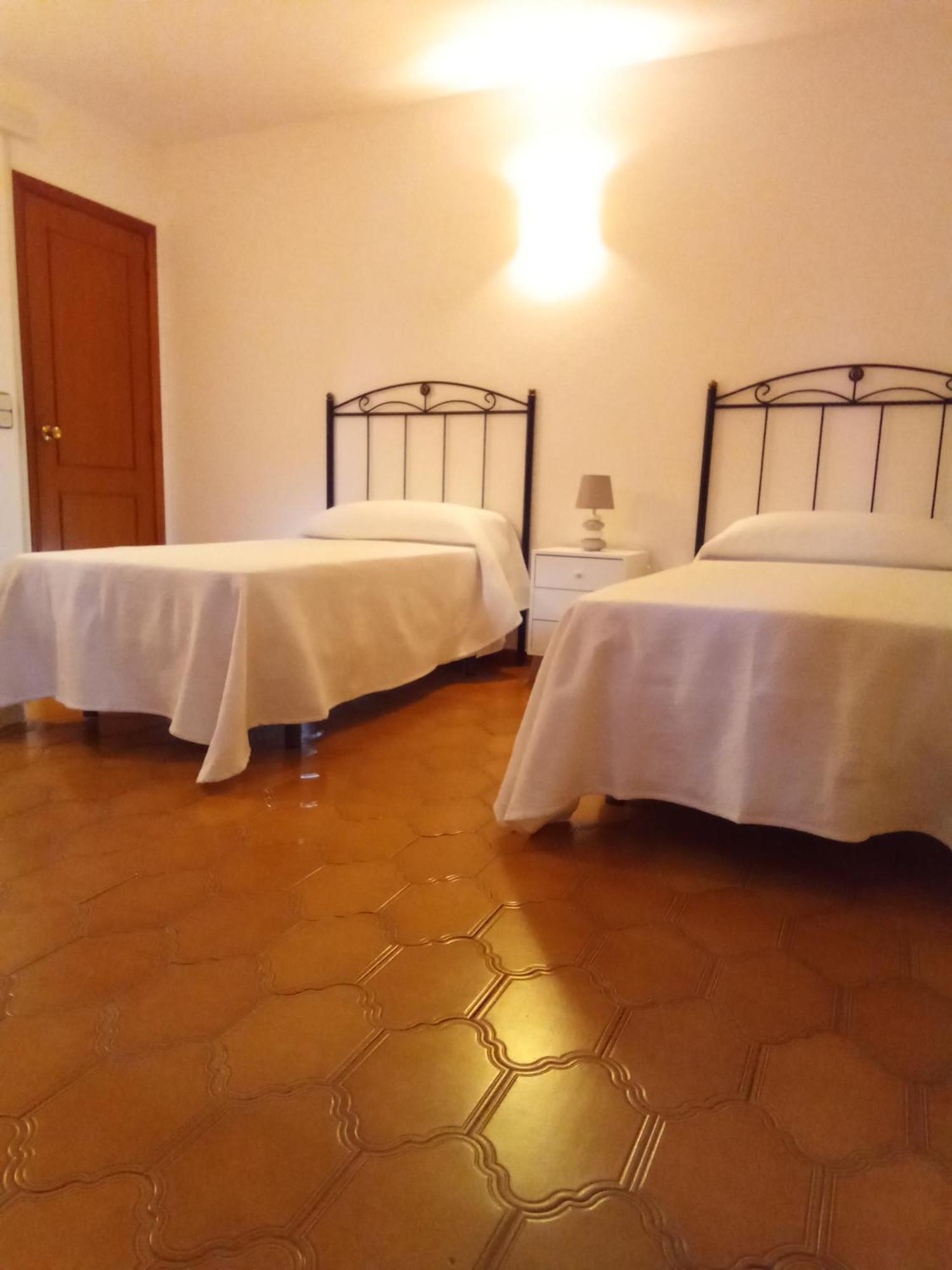 Pension La Plaza Betanzos Extérieur photo